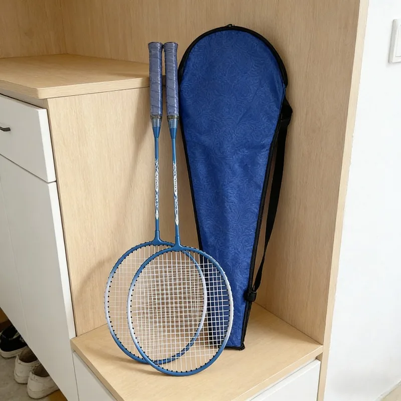 Badminton Raket - バドミントンラケットセット 大人、青少年、家族向け 3つのシャトル付き 屋外レクリエーション練習トレーニング用 多機能スポーツキット