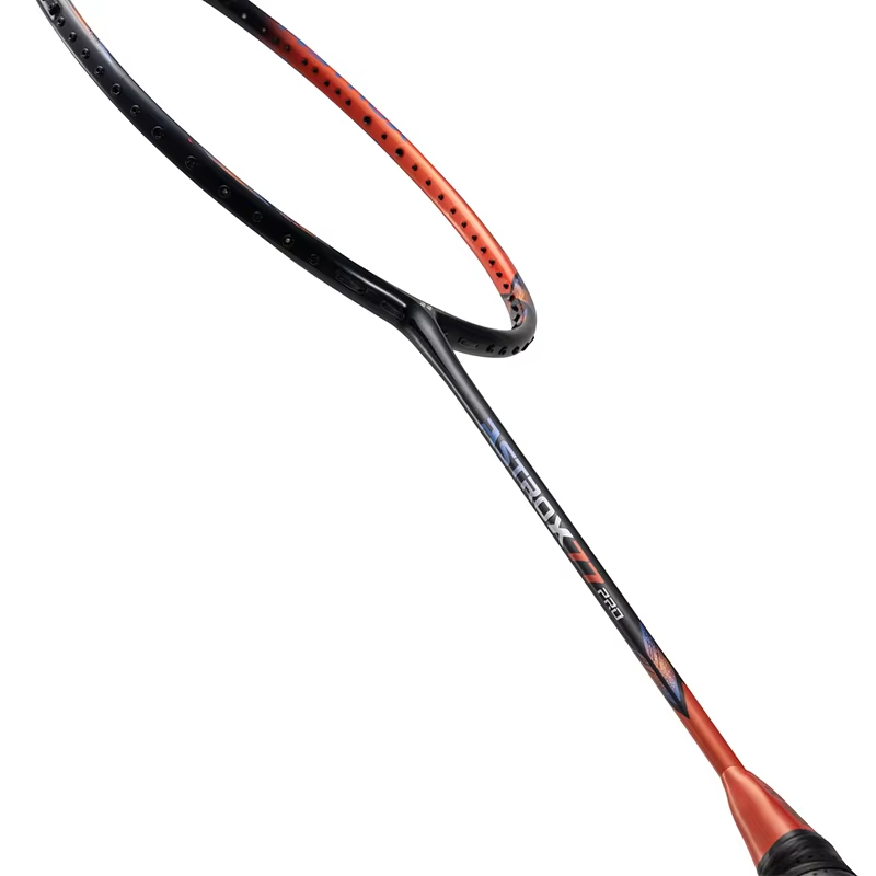 ヨネックス アストロックスシリーズ ASTROX 77 PR - Badminton Raket のレビューと価格