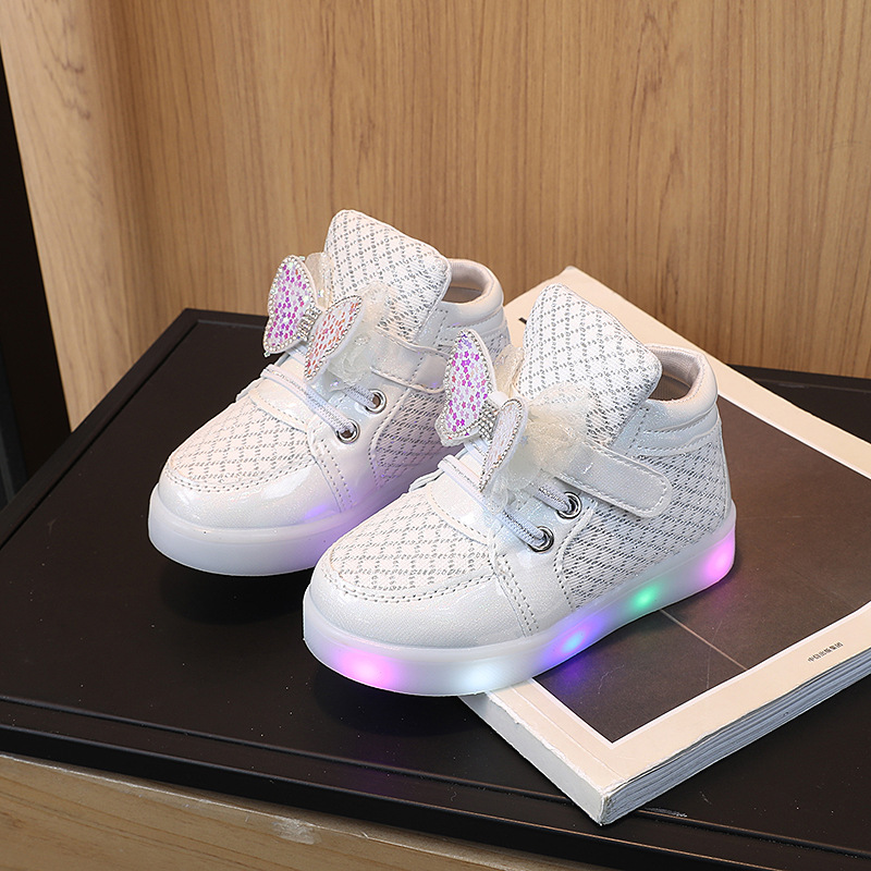 子供テニス 2025 春と秋の子供 LED スニーカー男の子 - Badminton Junior のレビューと価格