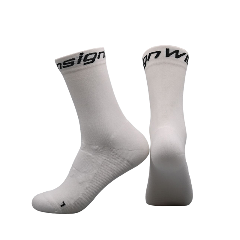 プロサイクリングスポーツ用ソックス バスケットボールやバドミ - Ankle Support Badminton のレビューと価格
